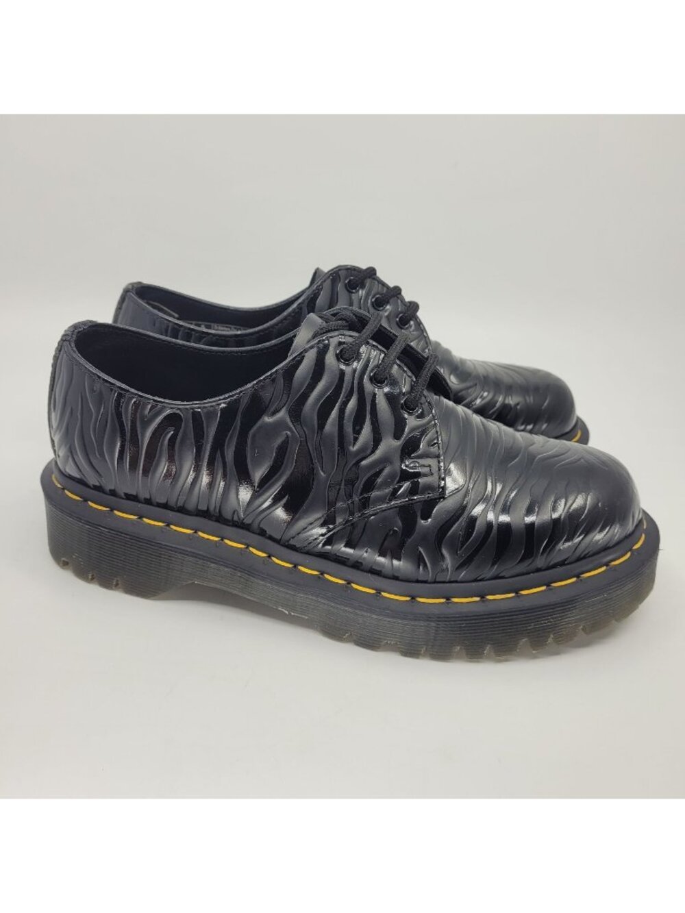 Women's Size 6 Dr Martens 1461 Bex Zebra Emboss Leather Oxford Shoe Black